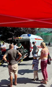 U╠êbung vom Roten Kreuz