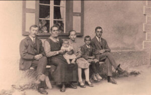 Maria und Alois Nagele mit Kinder